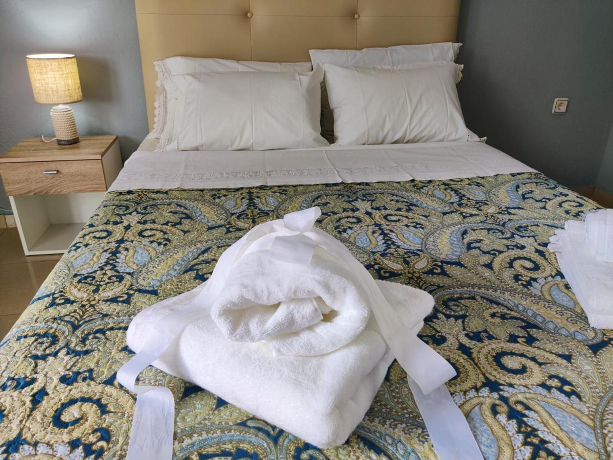 Hospitable Appartment In The Central Park, クサンチ エクステリア 写真