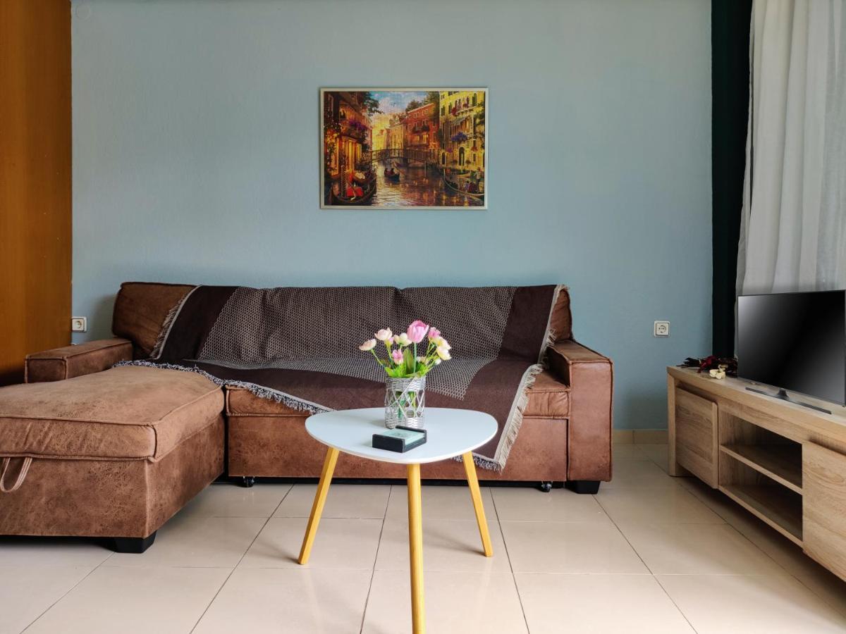 Hospitable Appartment In The Central Park, クサンチ エクステリア 写真